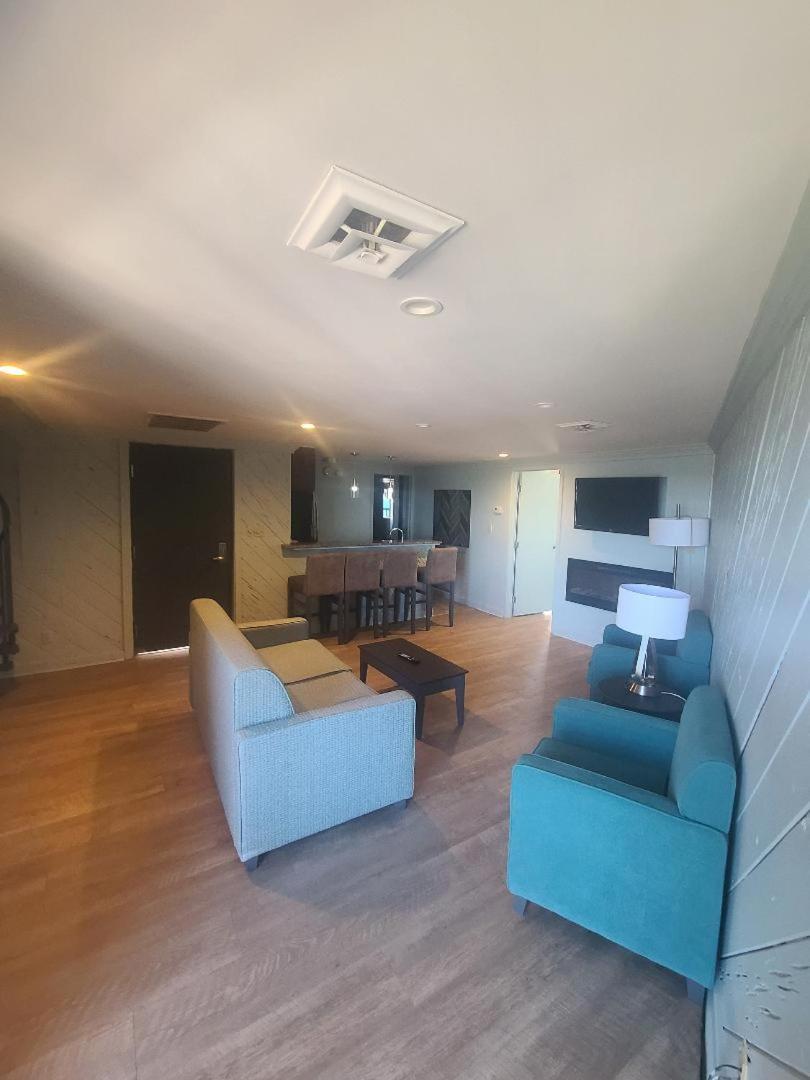 קיל דוויל הילס Ocean Reef Suites חדר תמונה